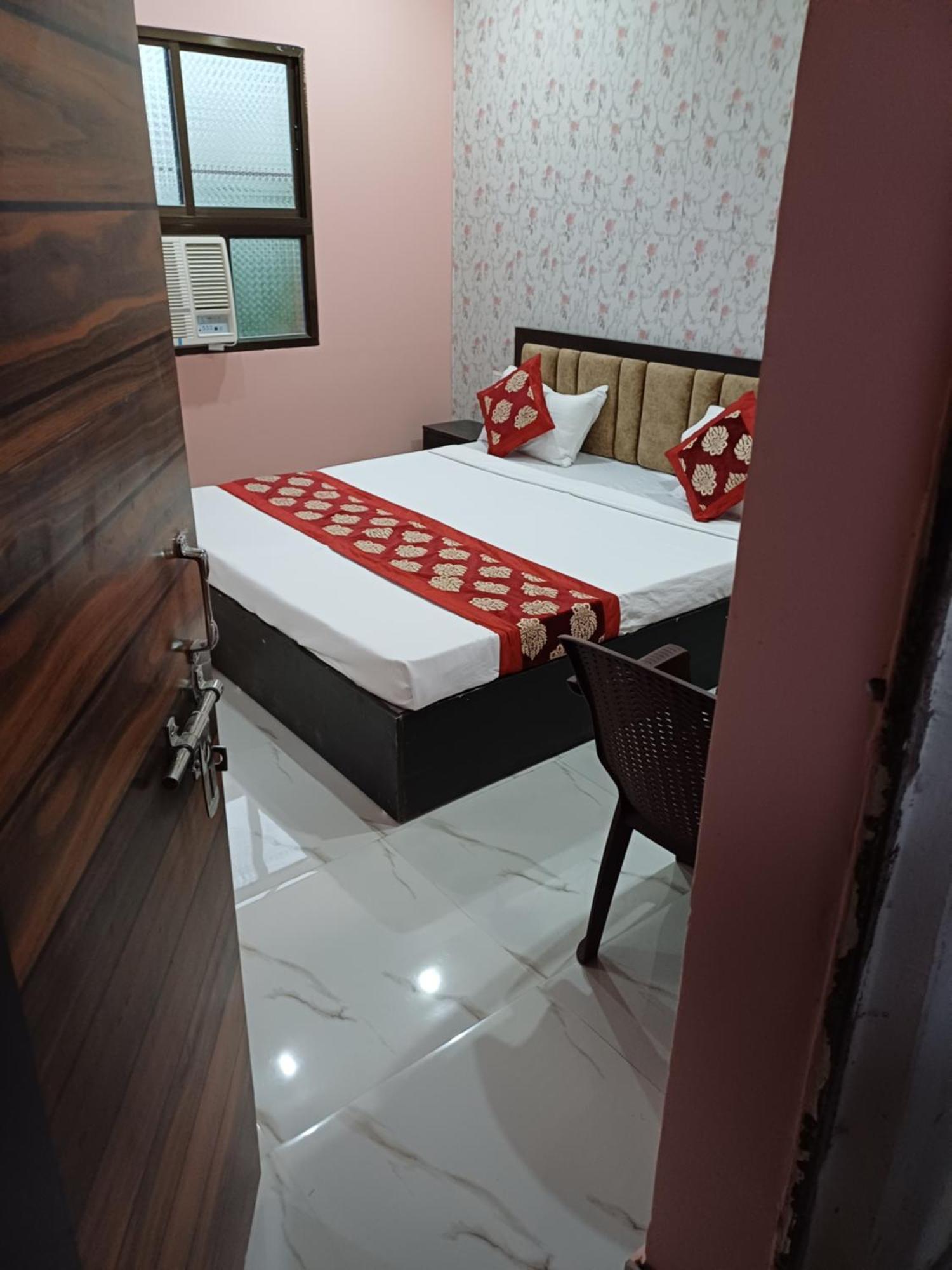 Baba Paying Guest House พาราณสี ภายนอก รูปภาพ