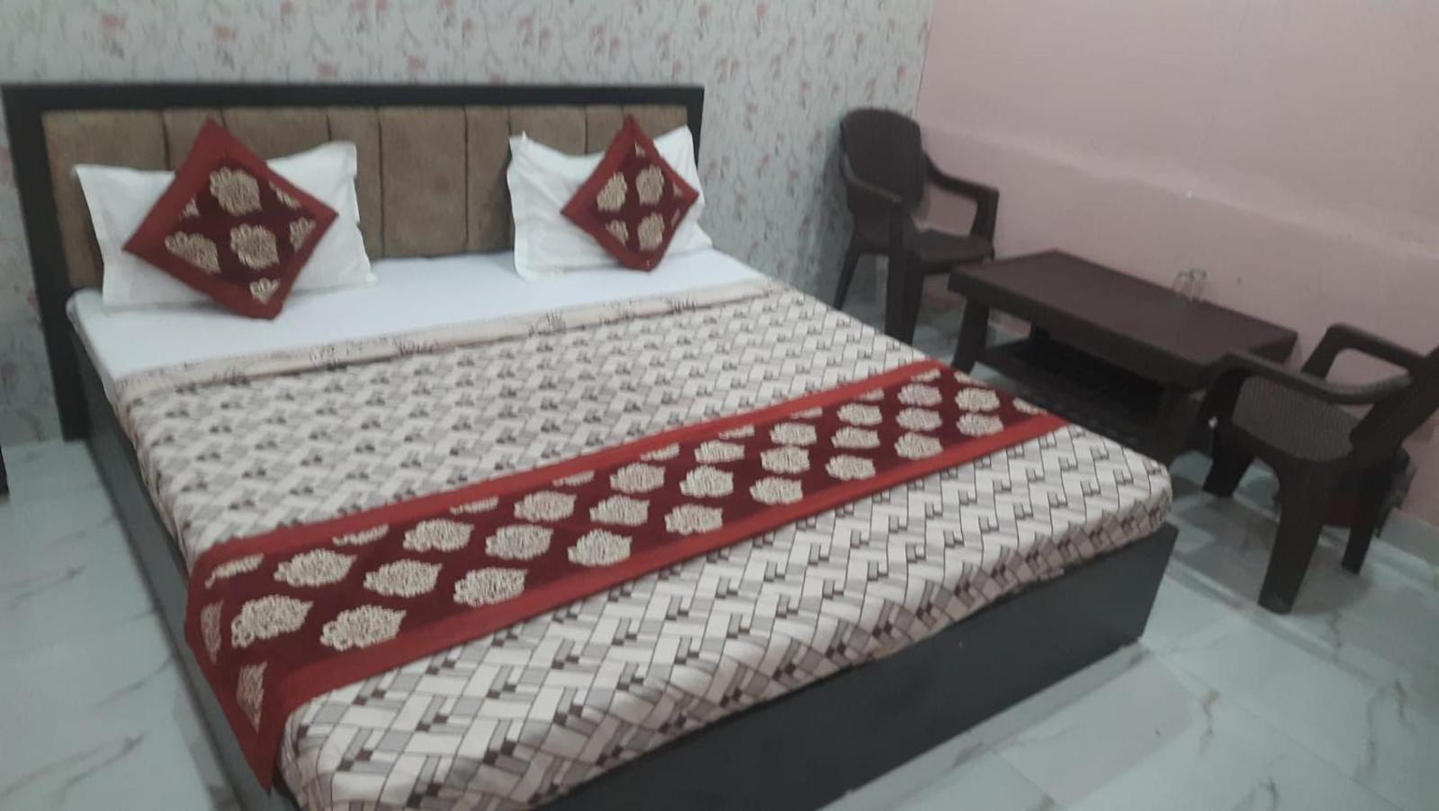Baba Paying Guest House พาราณสี ภายนอก รูปภาพ
